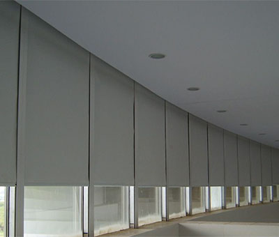 濟(jì)南西客站綠地大廈某公司 遮光卷簾工程